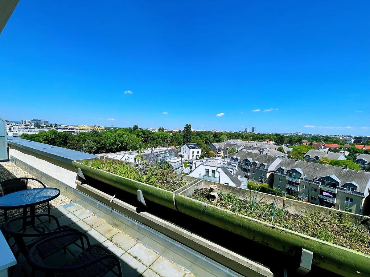 Schone Wohnung Mit Dachterrasse Wiedeń Zewnętrze zdjęcie